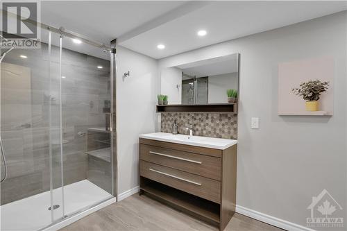 10 Henry Goulburn Way, Stittsville, ON - Indoor Photo Showing Bathroom