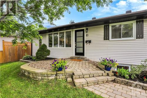 10 Henry Goulburn Way, Stittsville, ON - Outdoor With Deck Patio Veranda