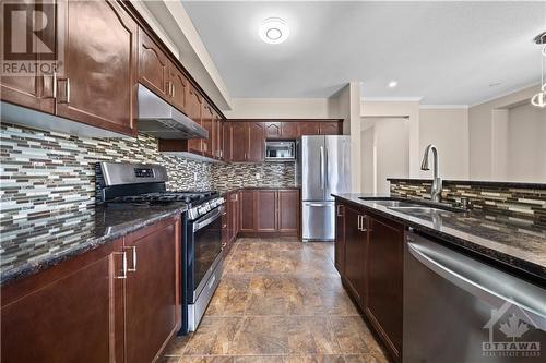 201 Livery Street, Stittsville, ON - Indoor Photo Showing Kitchen With Stainless Steel Kitchen With Double Sink With Upgraded Kitchen