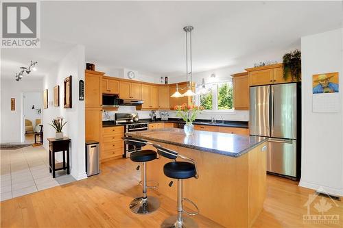 1257 Tintern Drive, Ottawa, ON - Indoor Photo Showing Kitchen