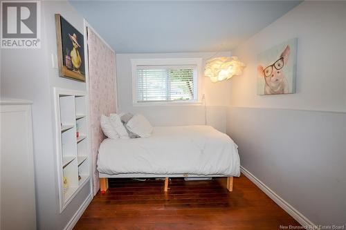 29 Mountain Drive, Fredericton, NB - Indoor Photo Showing Bedroom
