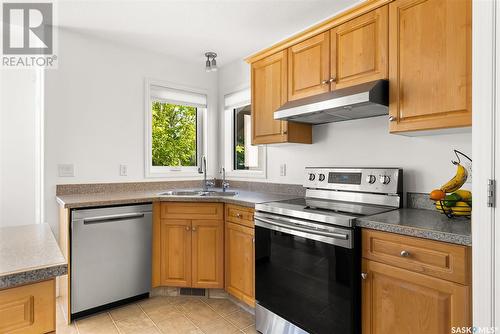 8613 Sherwood Drive, Regina, SK - Indoor Photo Showing Kitchen With Double Sink