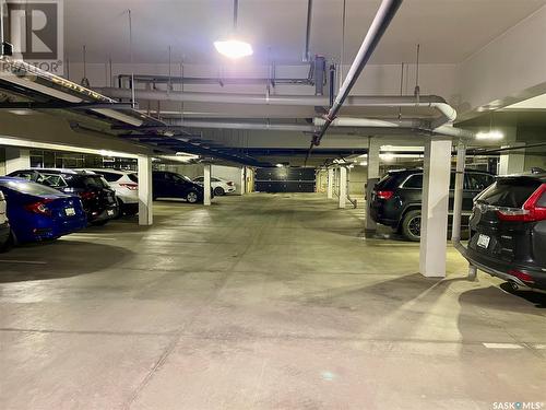 203 720 Baltzan Boulevard, Saskatoon, SK - Indoor Photo Showing Garage