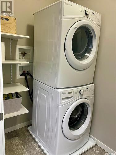203 720 Baltzan Boulevard, Saskatoon, SK - Indoor Photo Showing Laundry Room