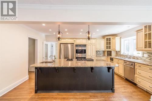 13 Summit Ave, Sault Ste. Marie, ON - Indoor Photo Showing Kitchen With Upgraded Kitchen