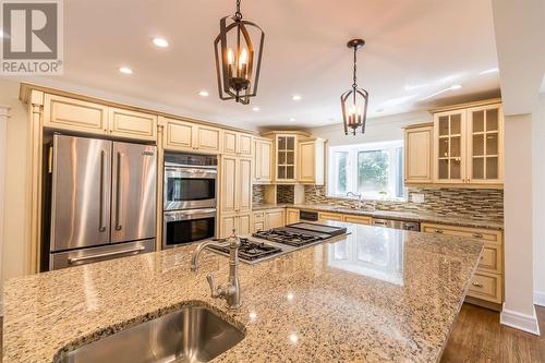 13 Summit Ave, Sault Ste. Marie, ON - Indoor Photo Showing Kitchen With Upgraded Kitchen