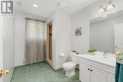 2024 Westminster, Windsor, ON - Indoor Photo Showing Bathroom