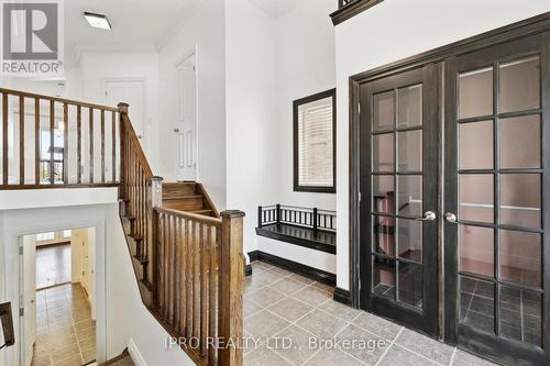 12 Bankfield Crescent, Hamilton, ON - Indoor Photo Showing Other Room