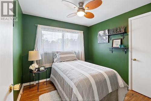 1009 Dot Avenue, Windsor, ON - Indoor Photo Showing Bedroom