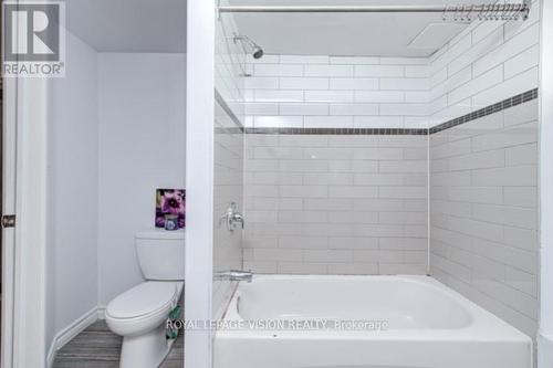79 - 248 John Garland Boulevard W, Toronto, ON - Indoor Photo Showing Bathroom