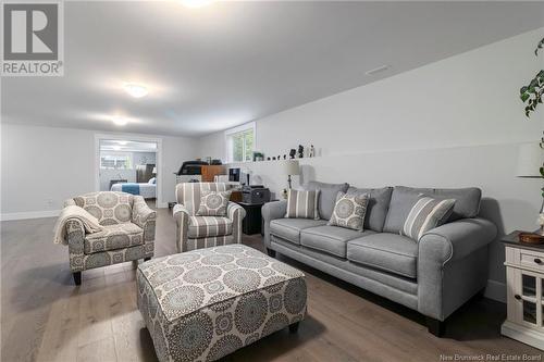 70 Route 933, Grand-Barachois, NB - Indoor Photo Showing Living Room