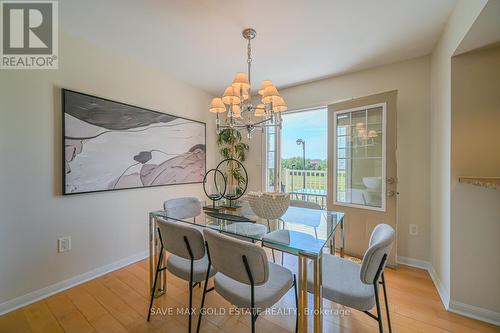 34 Finney Terrace N, Milton, ON - Indoor Photo Showing Dining Room