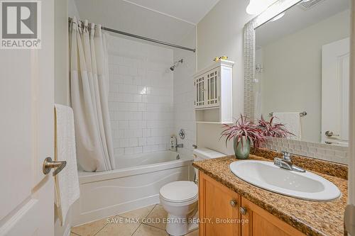 34 Finney Terrace N, Milton, ON - Indoor Photo Showing Bathroom