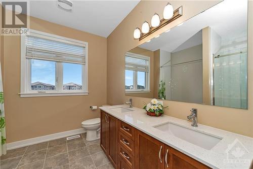 935 Embankment Street, Ottawa, ON - Indoor Photo Showing Bathroom