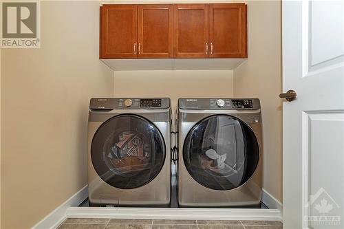935 Embankment Street, Ottawa, ON - Indoor Photo Showing Laundry Room