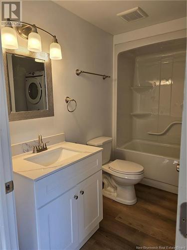 232 Bridge Road, Miramichi, NB - Indoor Photo Showing Bathroom