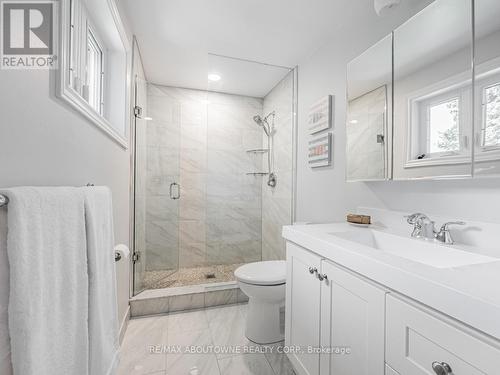 43 Shellamwood Trail, Toronto, ON - Indoor Photo Showing Bathroom
