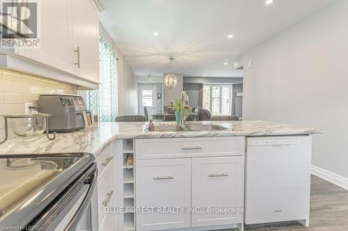 2943 Elgin Road, Thames Centre, ON - Indoor Photo Showing Kitchen With Double Sink With Upgraded Kitchen