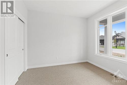 238 Kinderwood Way, Kemptville, ON - Indoor Photo Showing Other Room