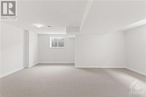 238 Kinderwood Way, Kemptville, ON - Indoor Photo Showing Other Room