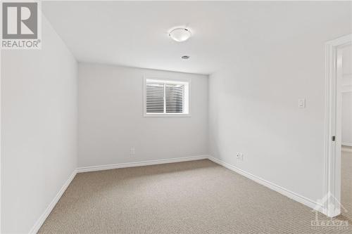 238 Kinderwood Way, Kemptville, ON - Indoor Photo Showing Other Room