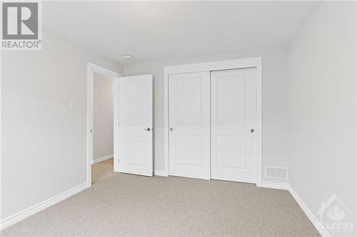 238 Kinderwood Way, Kemptville, ON - Indoor Photo Showing Other Room