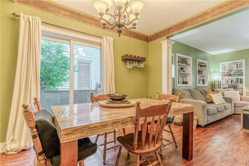 30 Mcghie Street, St. Catharines, ON - Indoor Photo Showing Dining Room