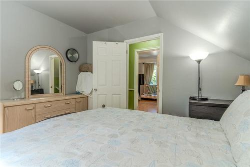 30 Mcghie Street, St. Catharines, ON - Indoor Photo Showing Bedroom