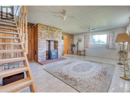 6104 Cuthbert Road, Summerland, BC - Indoor With Fireplace