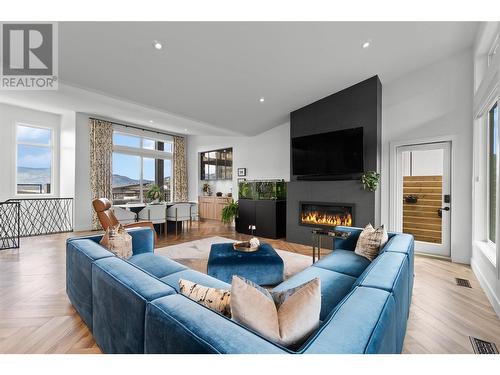 158 Fawn Court, Penticton, BC - Indoor Photo Showing Living Room With Fireplace