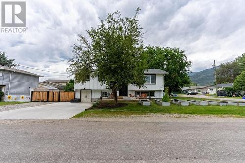 2235 Hayden Drive, Armstrong, BC - Outdoor