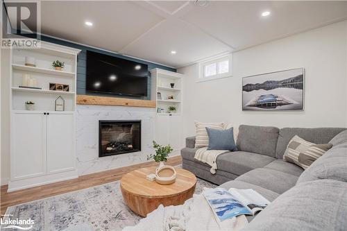 3 Mckay Court, Collingwood, ON - Indoor Photo Showing Living Room With Fireplace