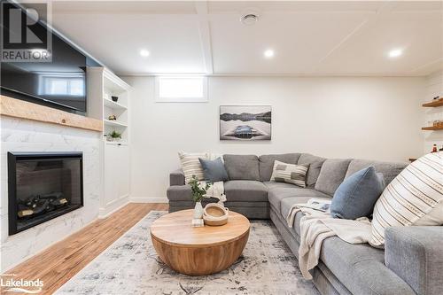 3 Mckay Court, Collingwood, ON - Indoor Photo Showing Living Room With Fireplace