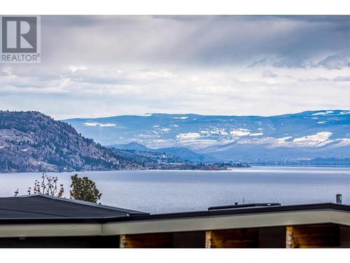 6341 Bulyea Avenue, Peachland, BC 