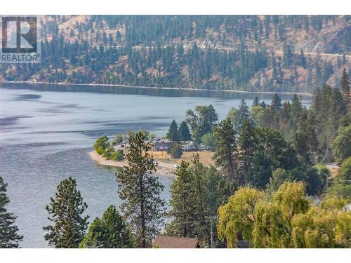 6341 Bulyea Avenue, Peachland, BC 