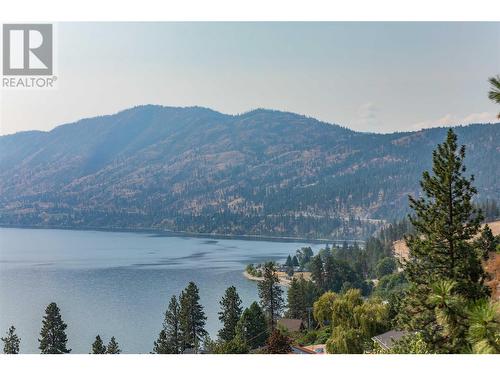 6341 Bulyea Avenue, Peachland, BC 