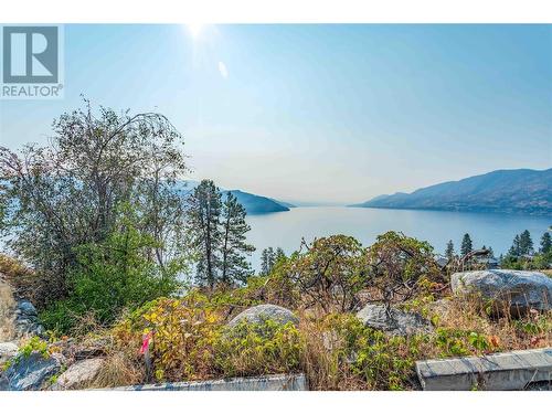 6341 Bulyea Avenue, Peachland, BC 