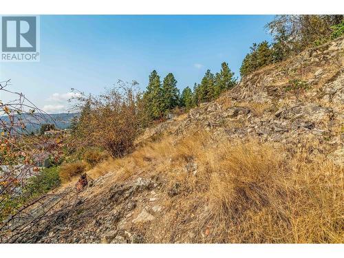 6341 Bulyea Avenue, Peachland, BC 