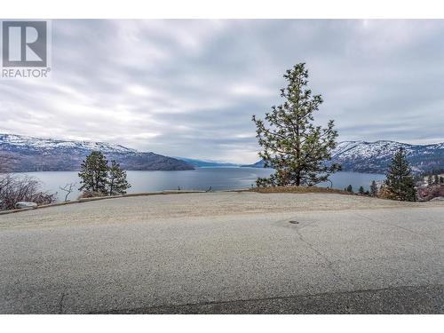 6341 Bulyea Avenue, Peachland, BC 