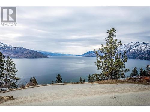 6341 Bulyea Avenue, Peachland, BC 