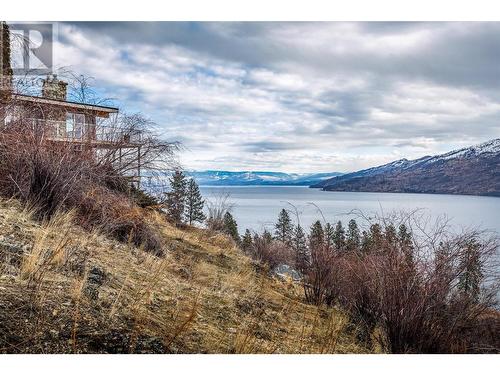 6341 Bulyea Avenue, Peachland, BC 