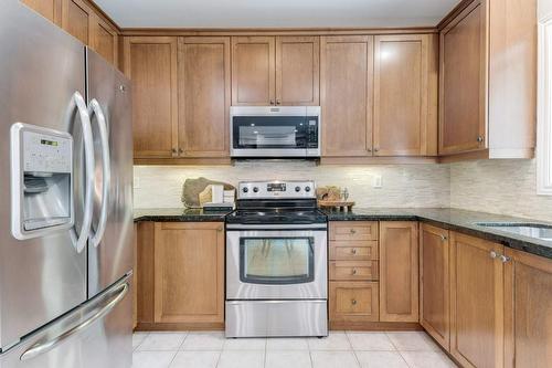 5171 Garland Crescent, Burlington, ON - Indoor Photo Showing Kitchen