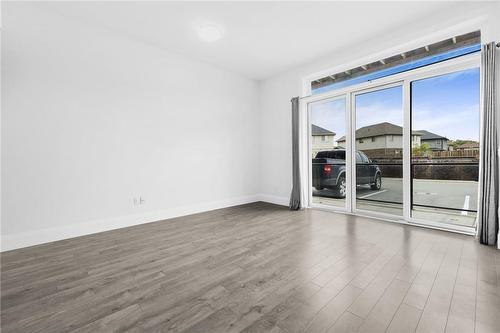 85 Morrell Street|Unit #124B, Brantford, ON - Indoor Photo Showing Other Room