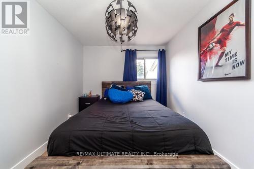 36 Buckland Way, Brampton, ON - Indoor Photo Showing Bedroom