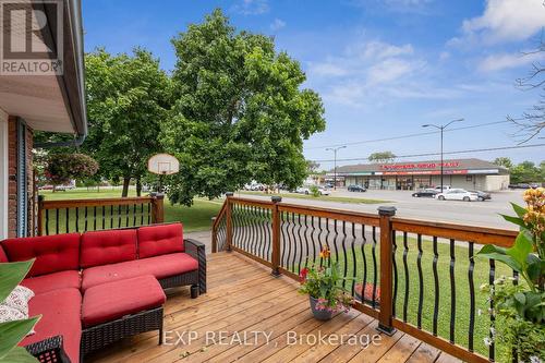 515 Grantham Avenue, St. Catharines, ON - Outdoor With Deck Patio Veranda