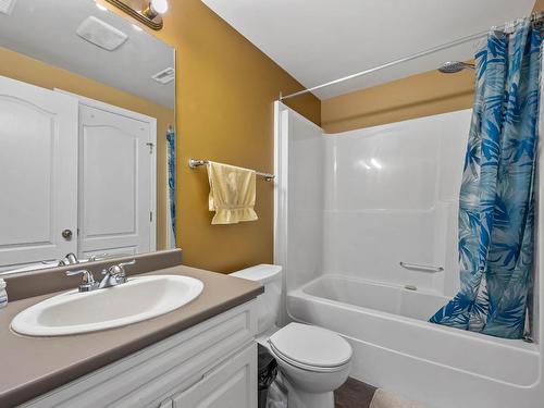 1361 Burfield Drive, Kamloops, BC - Indoor Photo Showing Bathroom