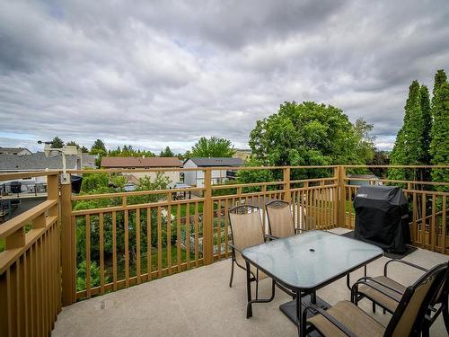 737 Robson Drive, Kamloops, BC - Outdoor With Deck Patio Veranda With Exterior