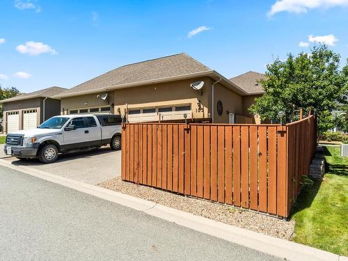 103-2920 Valleyview Drive, Kamloops, BC - Outdoor