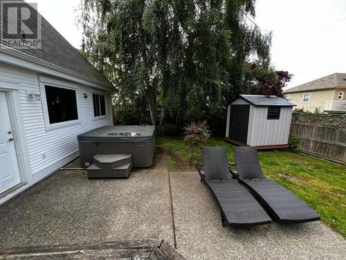 3433 Theodosia Ave, Powell River, BC - Outdoor With Exterior