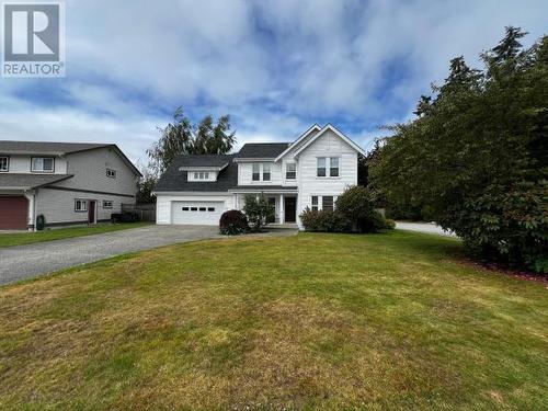 3433 Theodosia Ave, Powell River, BC - Outdoor With Facade